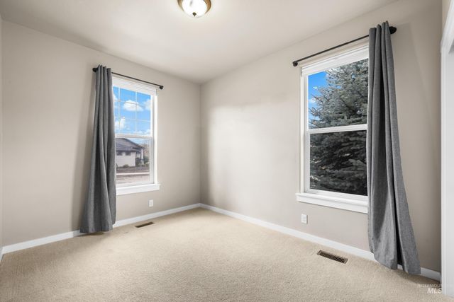 5898 W Galloway St, Boise, ID 83714