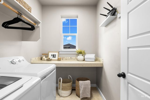 5898 W Galloway St, Boise, ID 83714