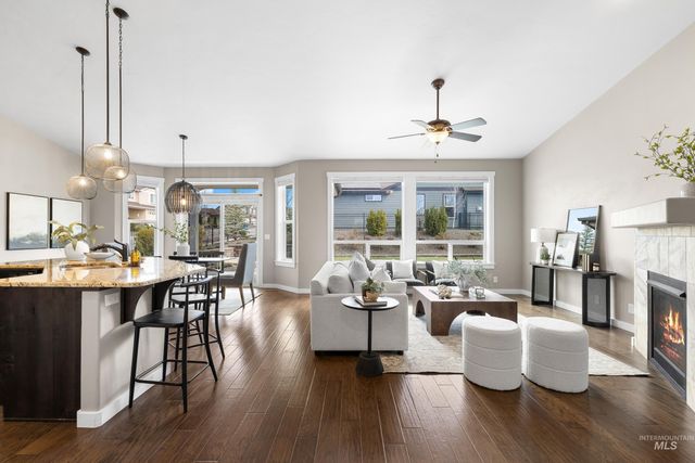 5898 W Galloway St, Boise, ID 83714