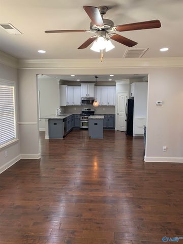 517 Balsam Terrace Way, Huntsville, AL 35824