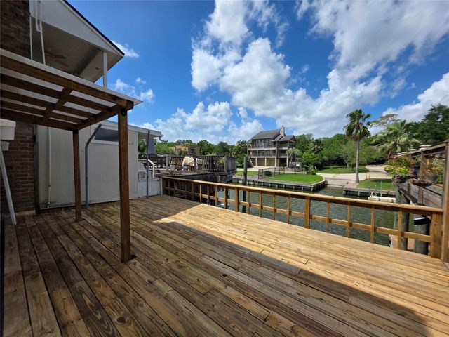 4519 Kingston Harbor Drive, Seabrook, TX 77586