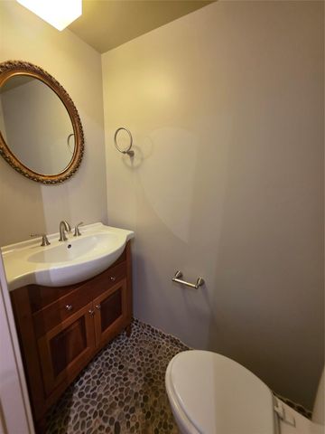 4519 Kingston Harbor Drive, Seabrook, TX 77586
