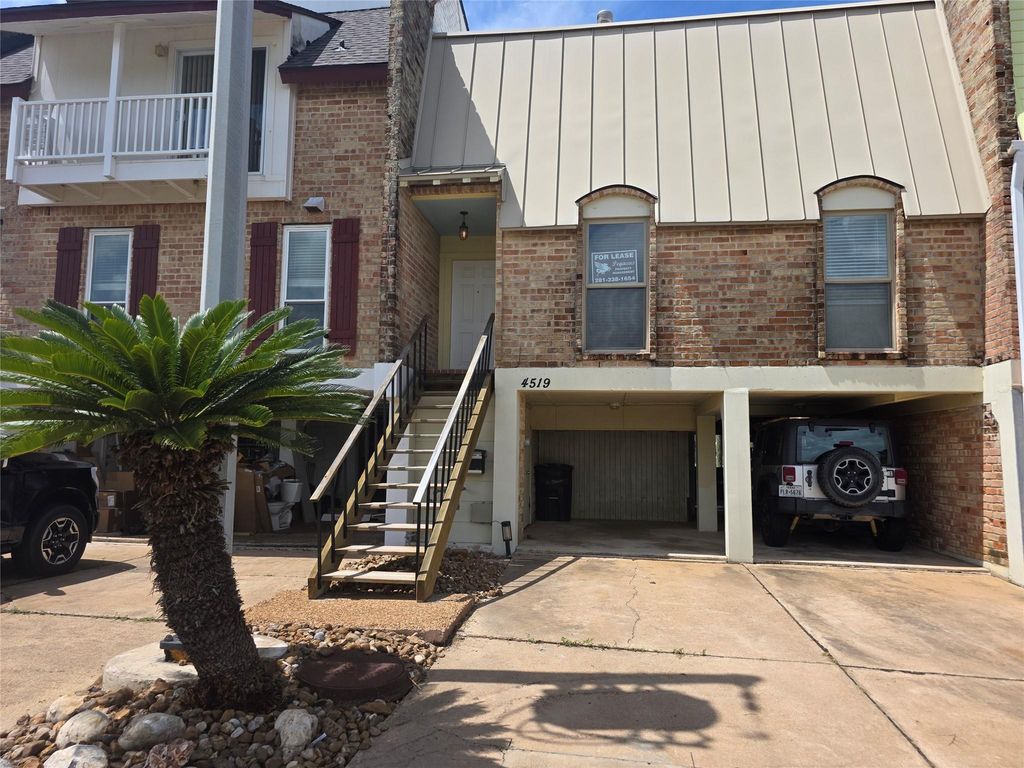 4519 Kingston Harbor Drive, Seabrook, TX 77586