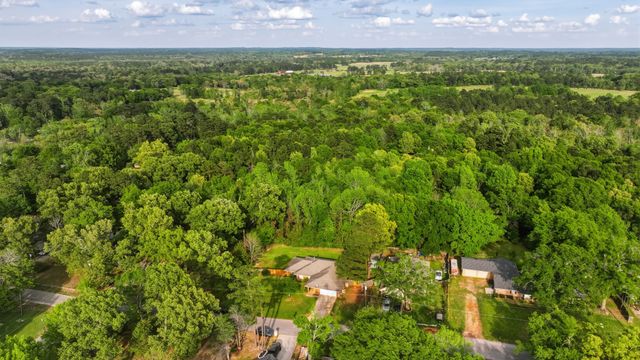 10203 Crestview Drive, Tyler, TX 75707