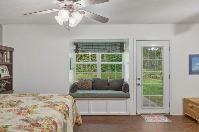 10203 Crestview Drive, Tyler, TX 75707