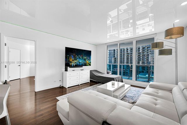 2301 Collins Avenue 1204, Miami Beach, FL 33139