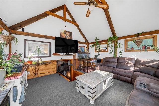 2 Durkin Rd, Salem, MA 01970