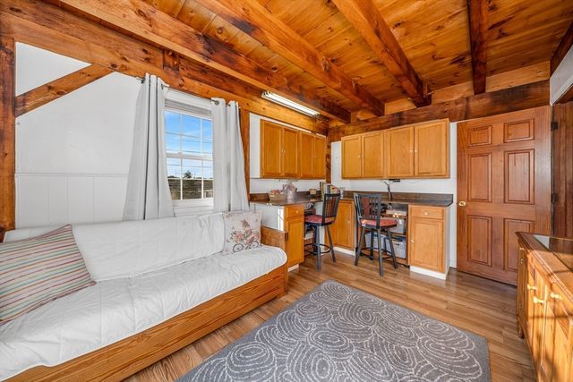 2 Durkin Rd, Salem, MA 01970