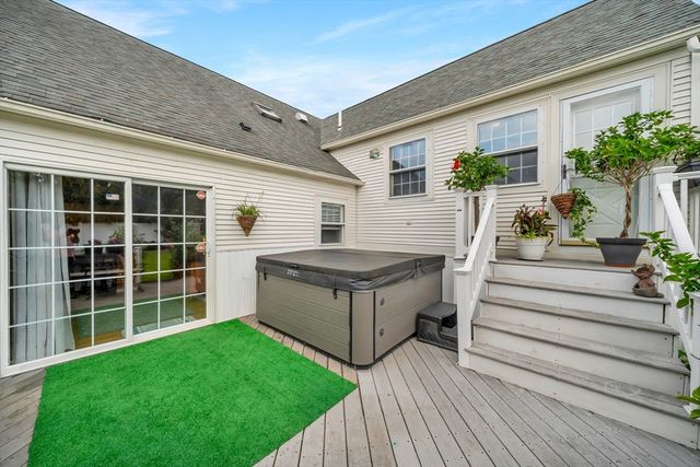 2 Durkin Rd, Salem, MA 01970