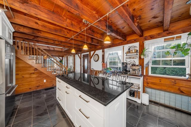 2 Durkin Rd, Salem, MA 01970