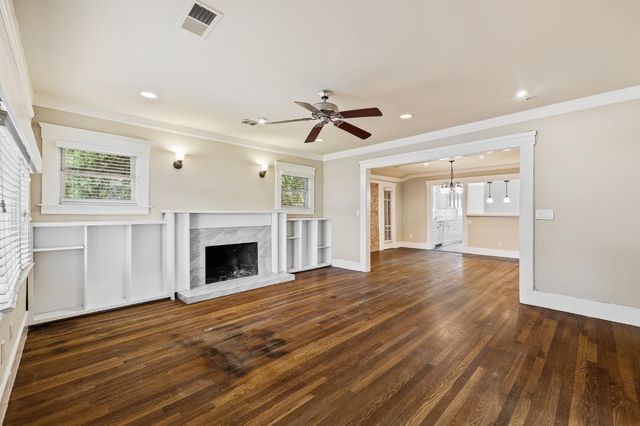 1521 N College Avenue, Fresno, CA 93728