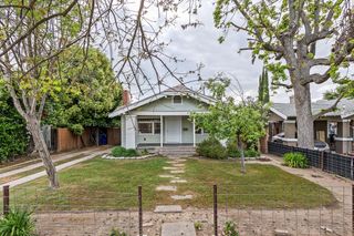 1521 N College Avenue, Fresno, CA 93728