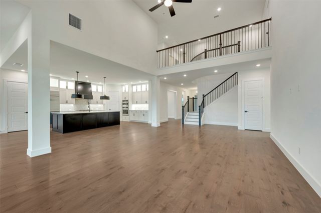 2324 Northshore Trail, Lakewood Village, TX 75068