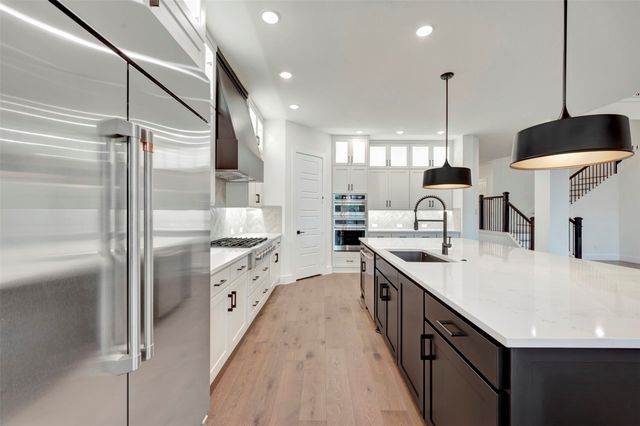 2324 Northshore Trail, Lakewood Village, TX 75068