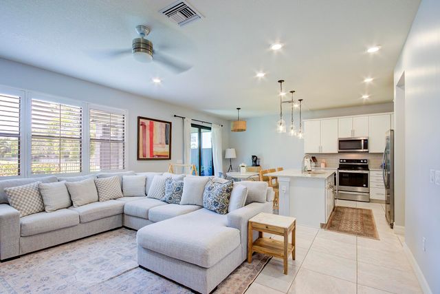 8327 Rearing Lane, Lake Worth, FL 33467