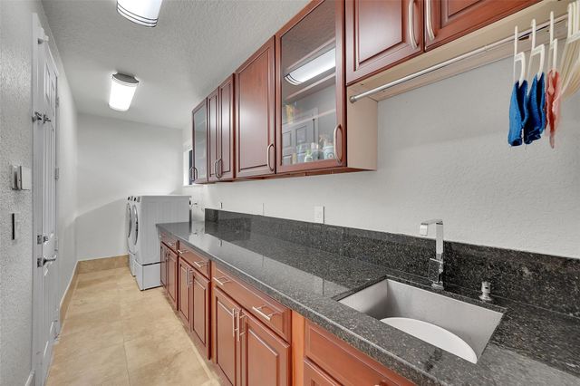 3600 PADDOCK Road, Weston, FL 33331
