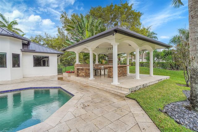 3600 PADDOCK Road, Weston, FL 33331