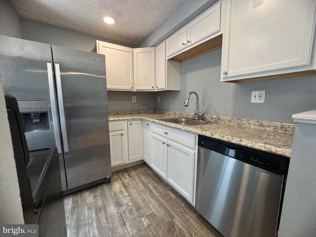 404 SHADY GLEN DR, Capitol Heights, MD 20743