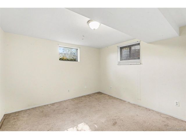 958 S Jasmine St, Denver, CO 80224