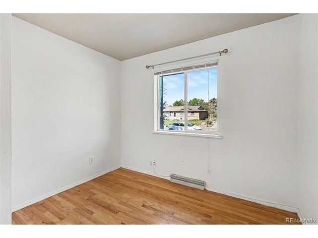 958 S Jasmine St, Denver, CO 80224