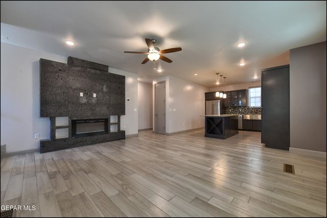 312 Vin Almoradi Court, El Paso, TX 79912