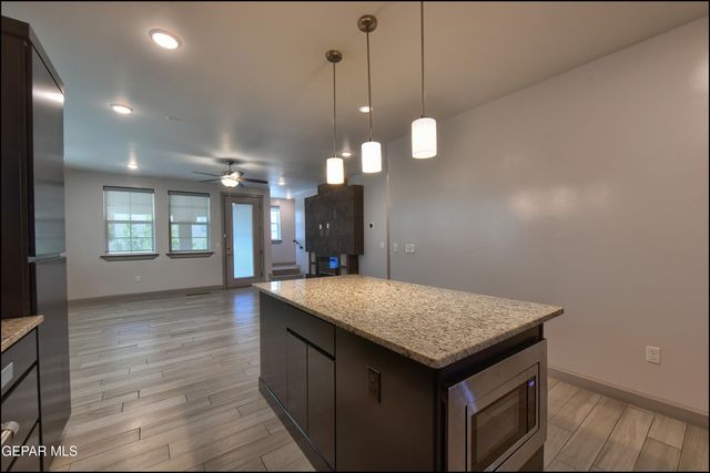312 Vin Almoradi Court, El Paso, TX 79912