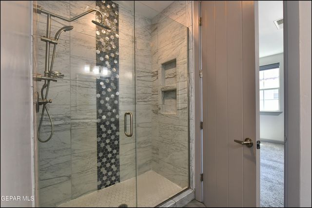 312 Vin Almoradi Court, El Paso, TX 79912