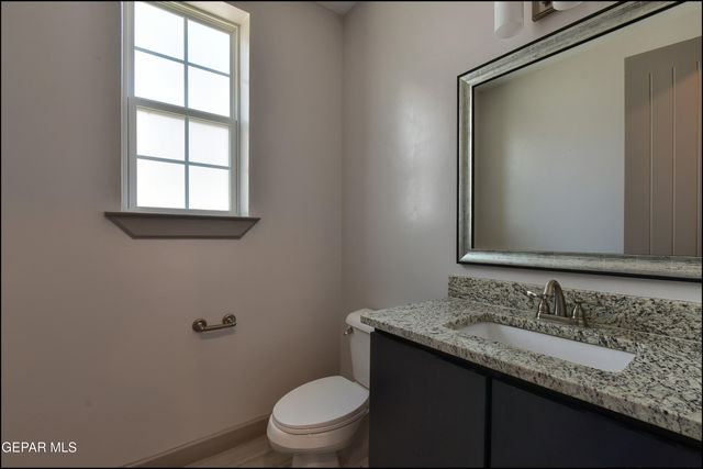312 Vin Almoradi Court, El Paso, TX 79912