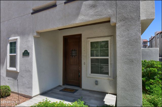 312 Vin Almoradi Court, El Paso, TX 79912