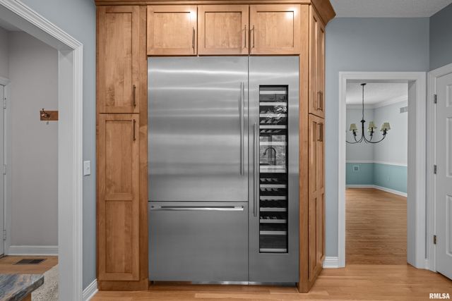 2 S SHORE Lane, Rapids City, IL 61278