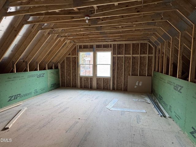 104 Black Bear Court, Chapel Hill, NC 27516