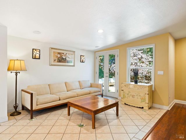 451 Fircrest Dr, Ukiah, CA 95482