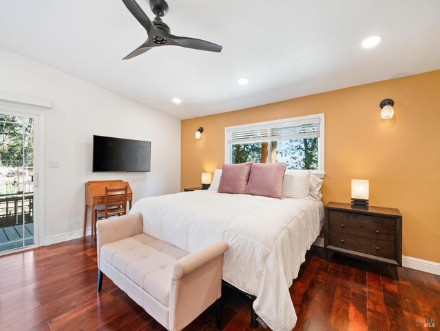 451 Fircrest Dr, Ukiah, CA 95482