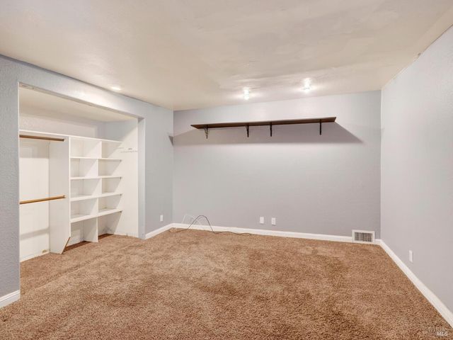 451 Fircrest Dr, Ukiah, CA 95482