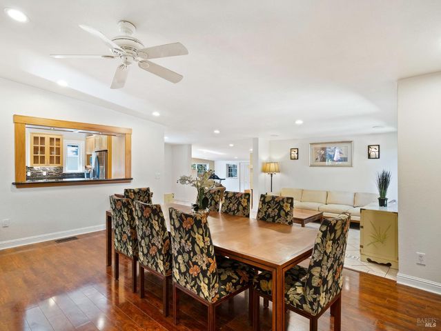 451 Fircrest Dr, Ukiah, CA 95482