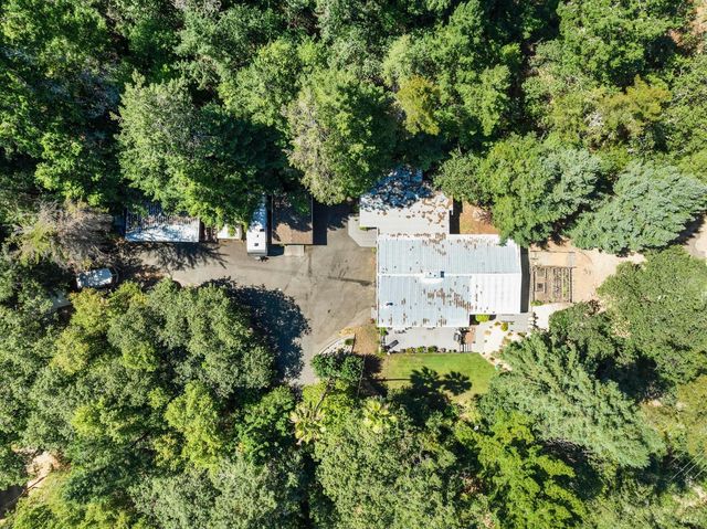 451 Fircrest Dr, Ukiah, CA 95482
