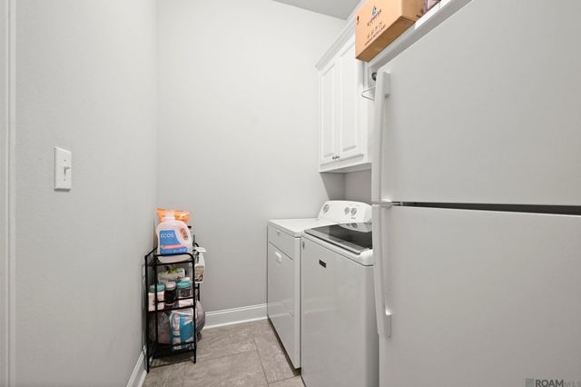 16104 Blackstone Dr, Pride, LA 70770