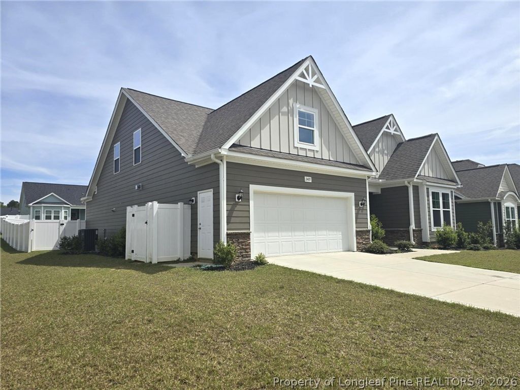 2405 Brian Davis Court, Fayetteville, NC 28306 — photo 2