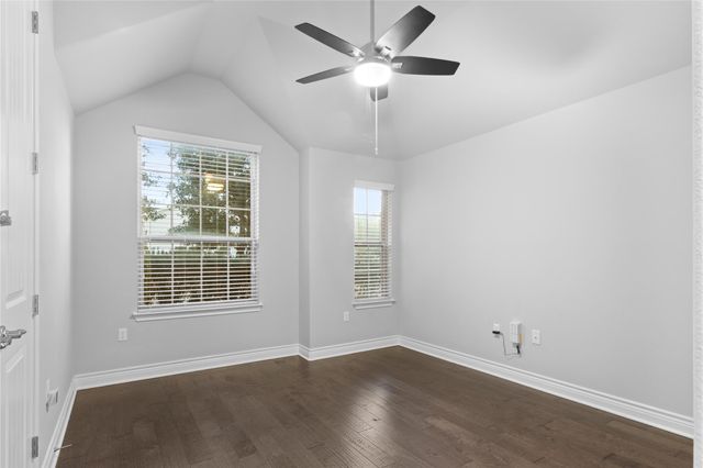 7704 Vista Mejor DR, Austin, TX 78744