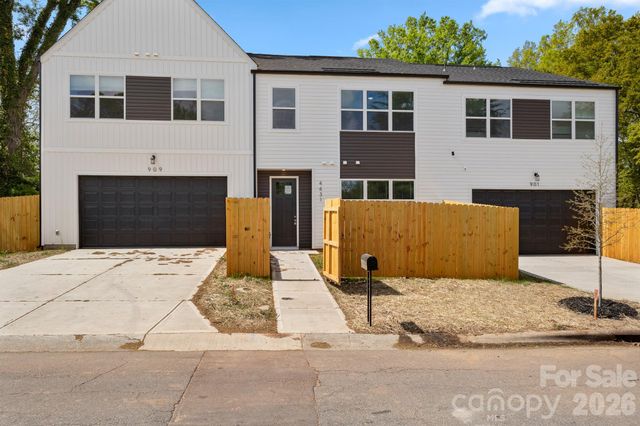 4431 Fair Street, Charlotte, NC 28208