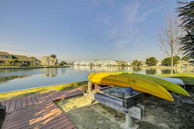 857 Canis Lane, Foster City, CA 94404