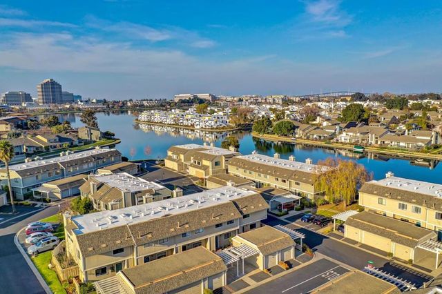 857 Canis Lane, Foster City, CA 94404