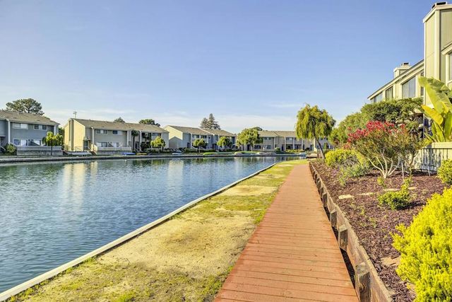 857 Canis Lane, Foster City, CA 94404