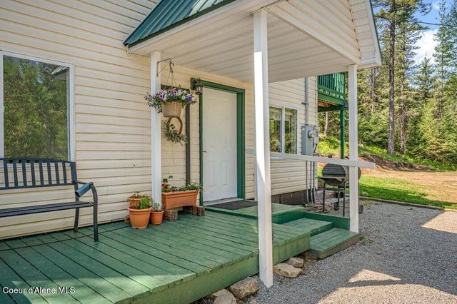 3183 Eastside RD, Priest River, ID 83856