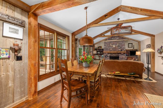 7786 Thornapple Bayou Drive, Grand Rapids, MI 49512