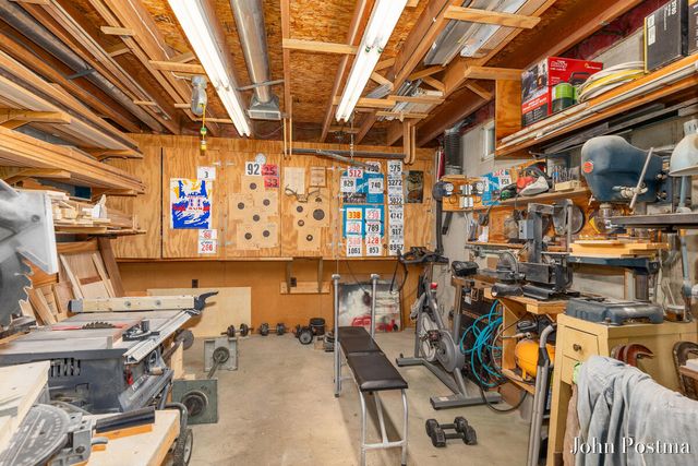7786 Thornapple Bayou Drive, Grand Rapids, MI 49512