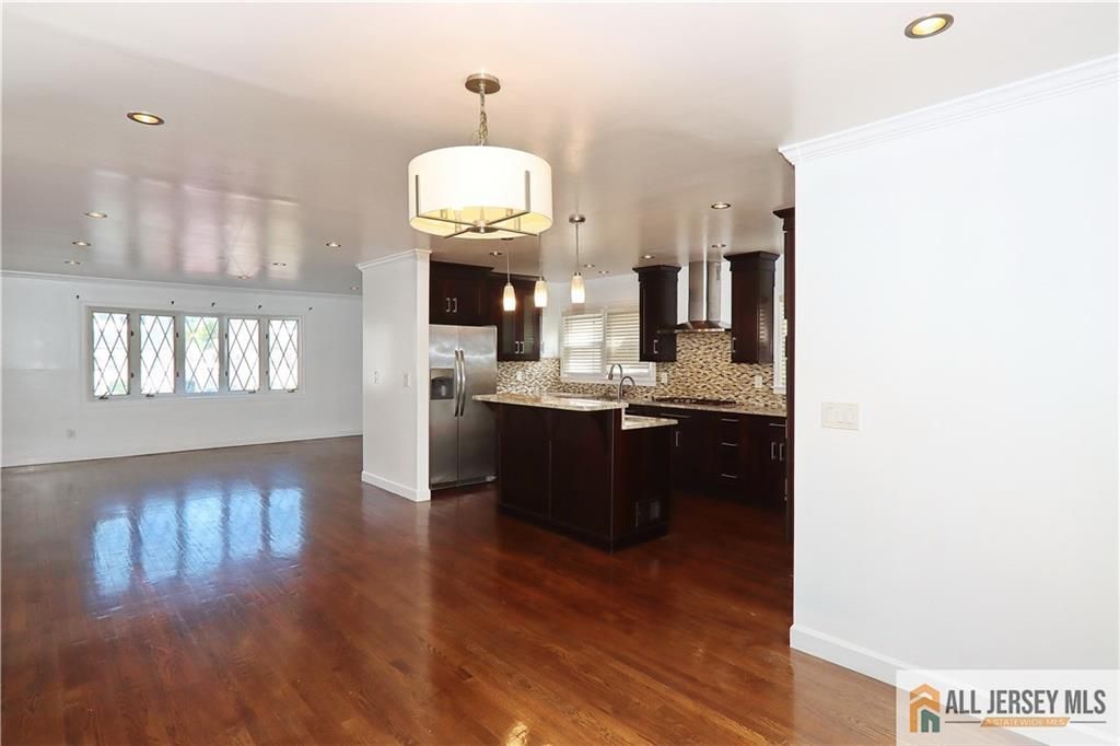 1299 Kline Place, Rahway, NJ 07065