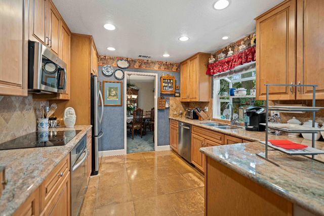 3909 Fieldcrest Ct, Modesto, CA 95355