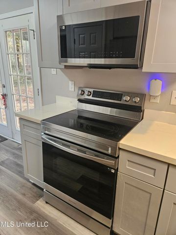 10373 Woolmarket Lake Road, Biloxi, MS 39532