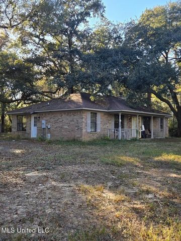 10373 Woolmarket Lake Road, Biloxi, MS 39532
